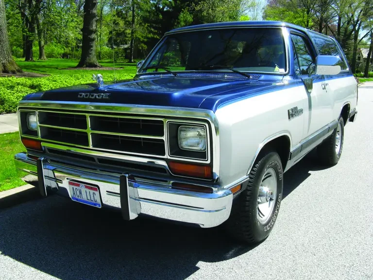 1990 Dodge Ramcharger - Image 2 of 2