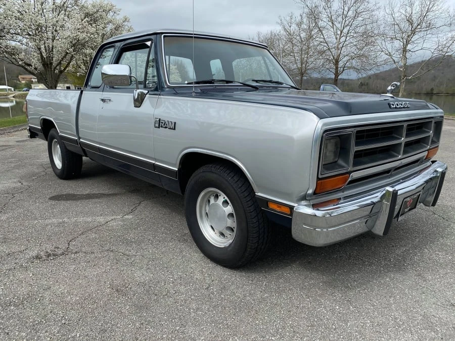 1990 Dodge Ram 1st Gen - Image 8 of 11