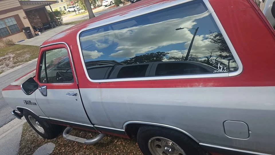 1990 Dodge Ramcharger - Image 7 of 7