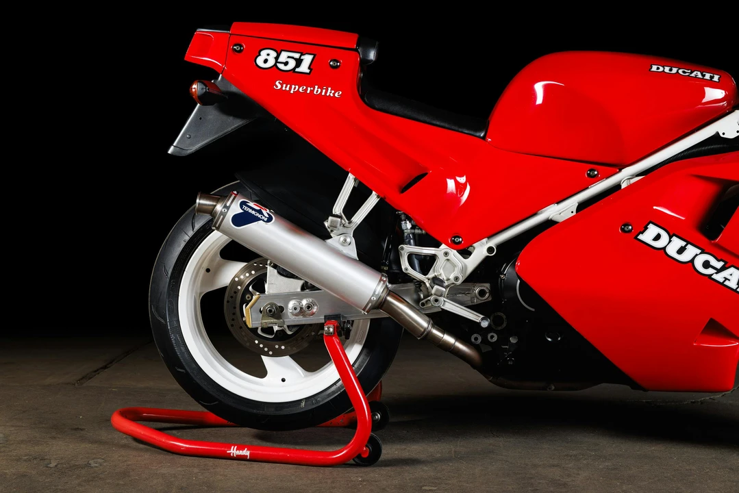 1990 Ducati 851 - Image 16 of 31