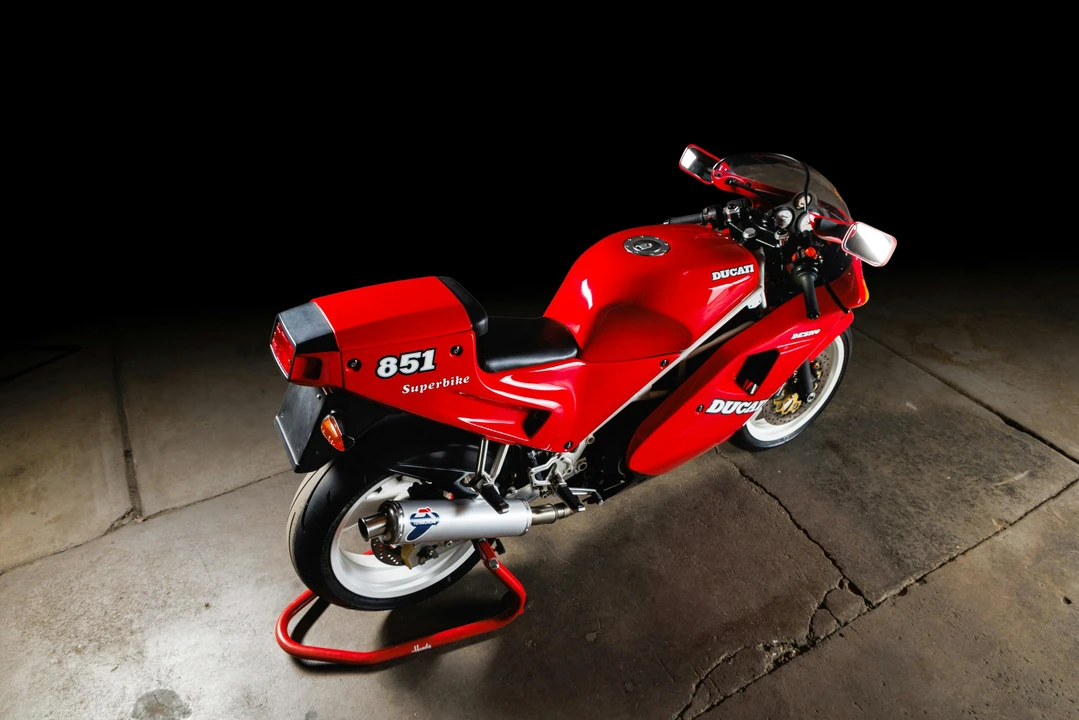 1990 Ducati 851 - Image 29 of 31
