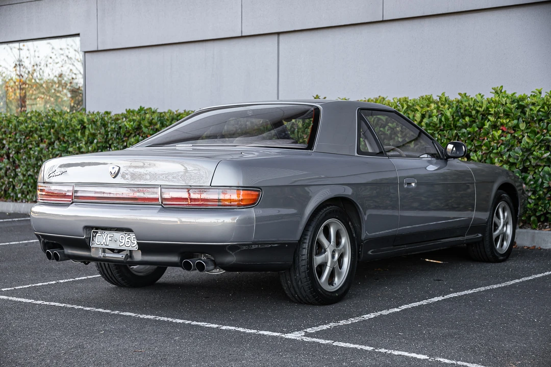1990 Mazda JC Cosmo - Image 7 of 31