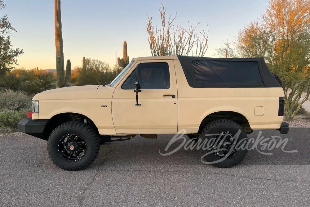 1990 Ford Bronco 4th Gen - Image 4 of 8