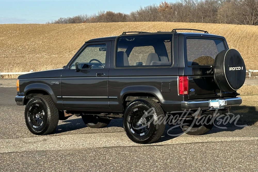 1990 Ford Bronco II - Image 9 of 10