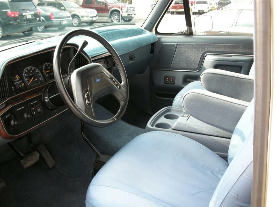 1990 Ford Bronco 4th Gen - Image 2 of 3