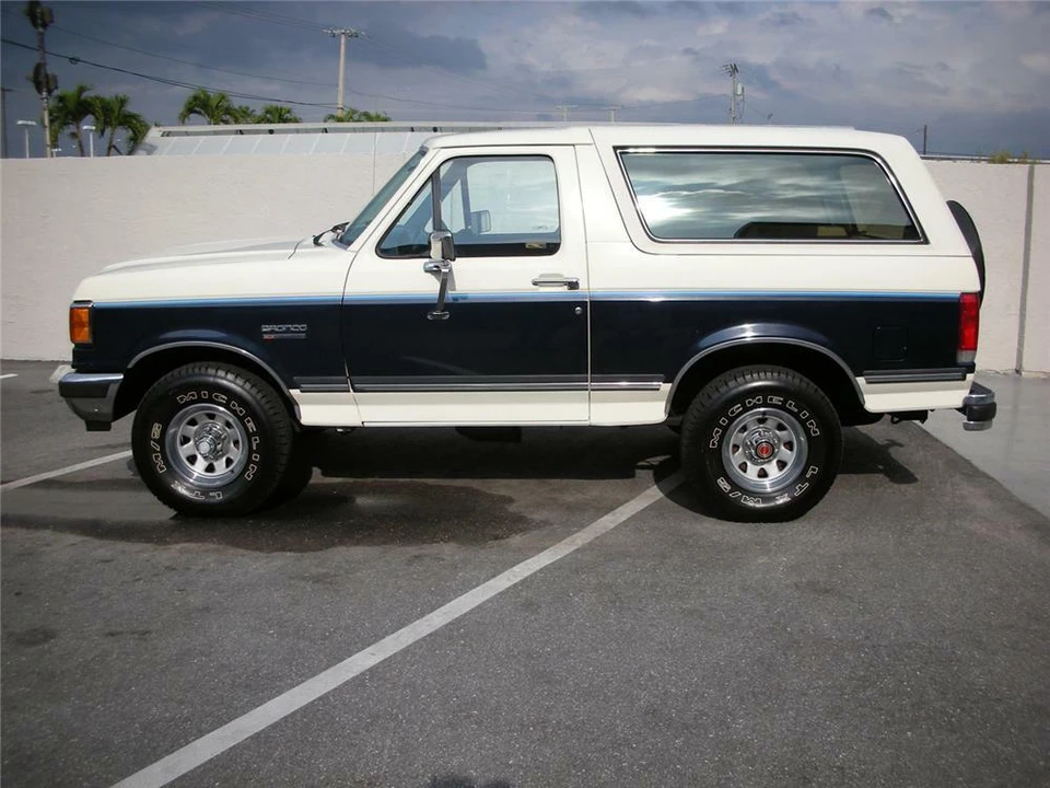 1990 Ford Bronco 4th Gen - Image 3 of 3