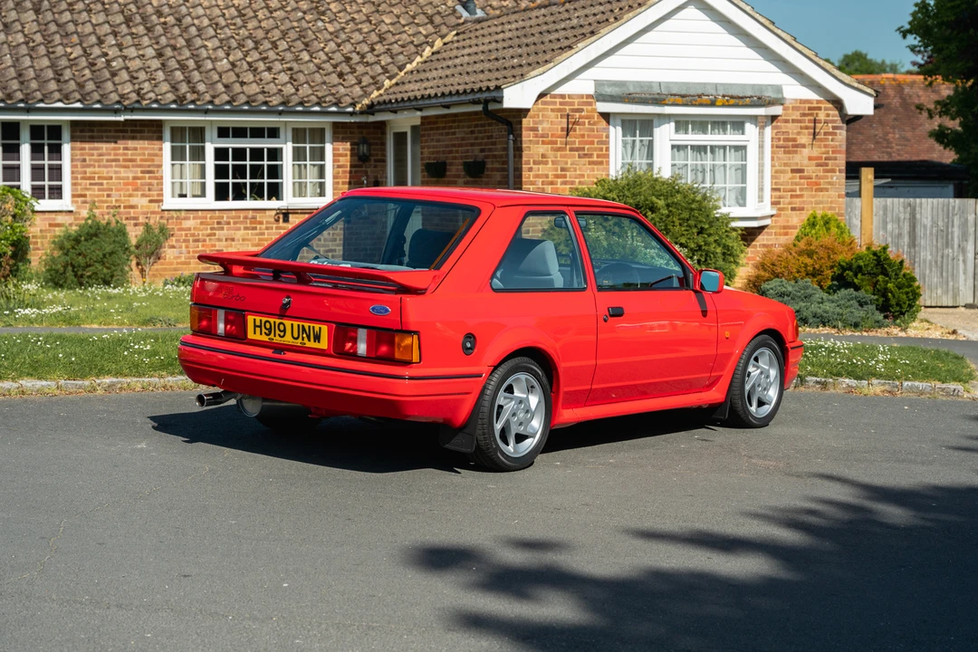 1990 Ford Escort - Image 8 of 31