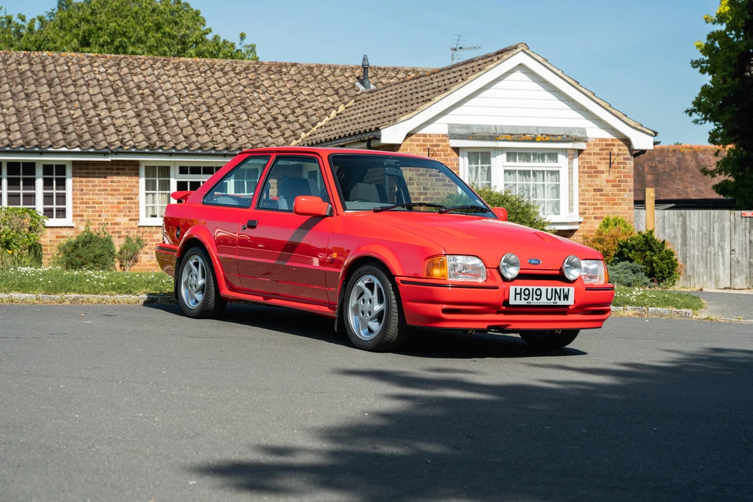 1990 Ford Escort - Image 10 of 31