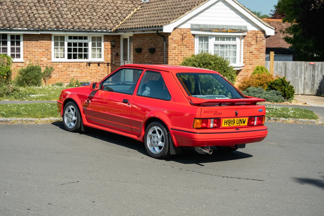 1990 Ford Escort - Image 6 of 31