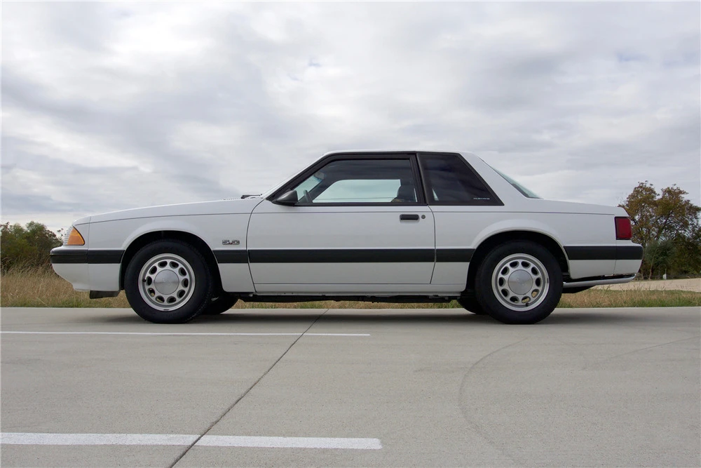 1990 Ford Mustang 3rd Gen - Image 5 of 5