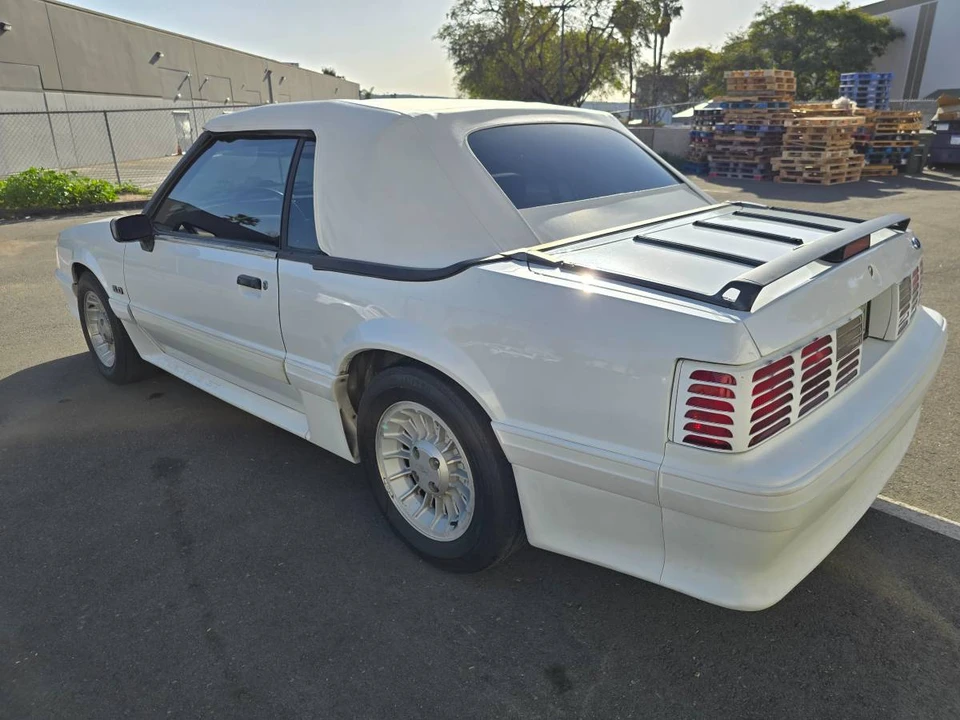 1990 Ford Mustang 3rd Gen - Image 9 of 16