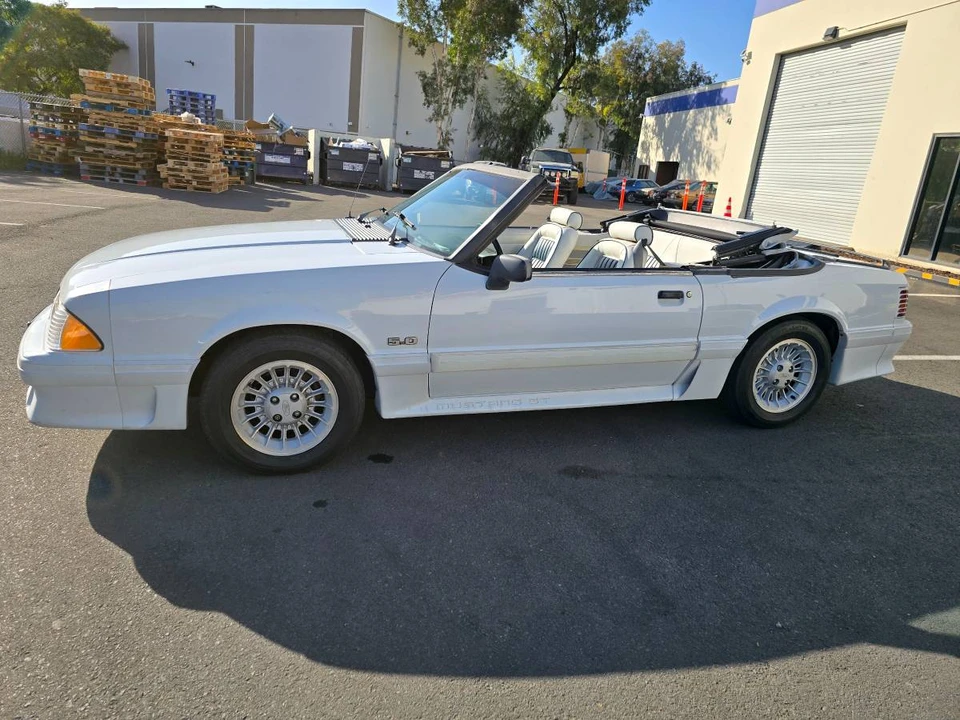 1990 Ford Mustang 3rd Gen - Image 2 of 16