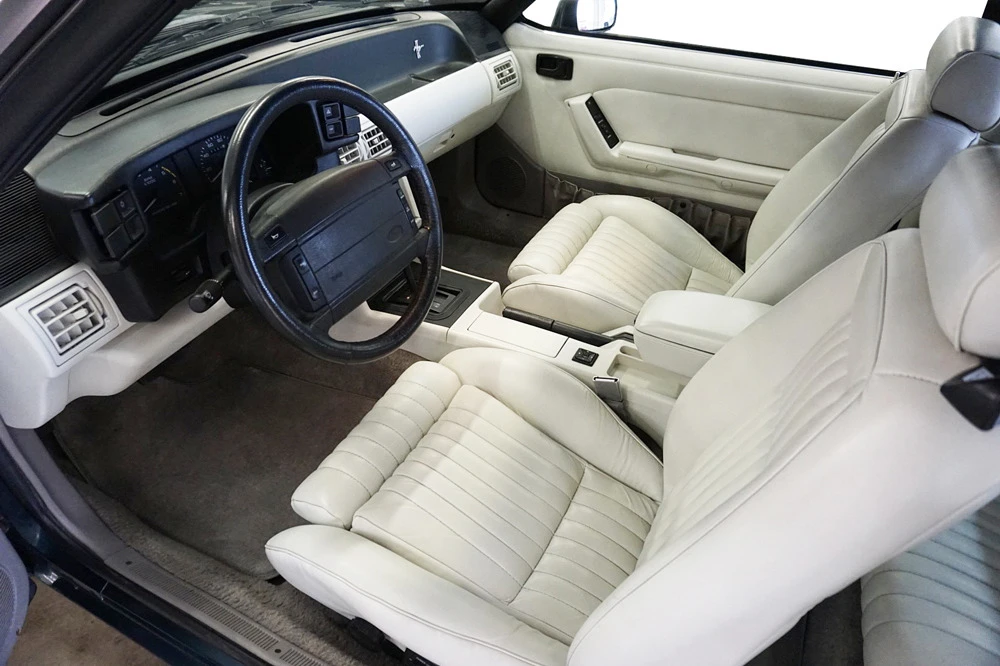 1990 Ford Mustang 3rd Gen - Image 4 of 5