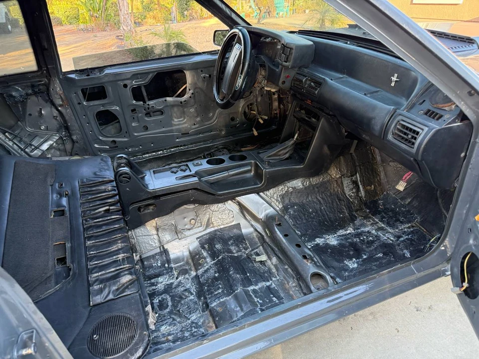 1990 Ford Mustang 3rd Gen - Image 8 of 9