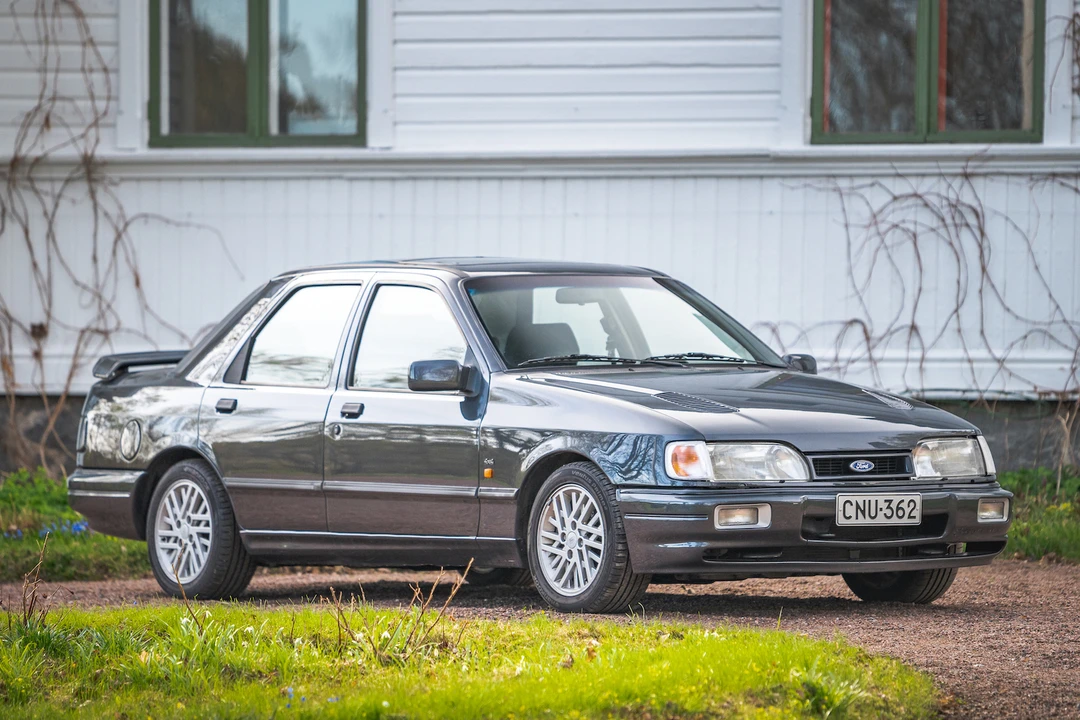 1990 Ford Sierra RS Cosworth - Image 2 of 31