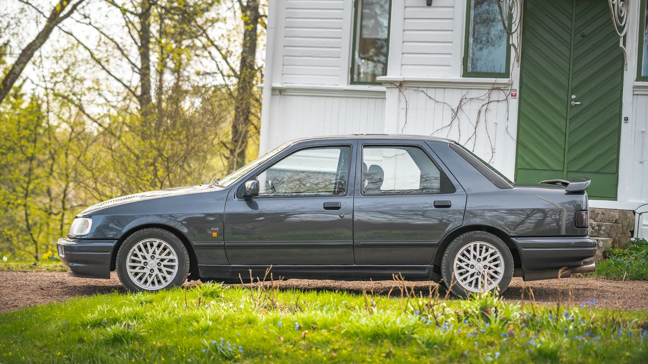 1990 Ford Sierra RS Cosworth - Image 9 of 31