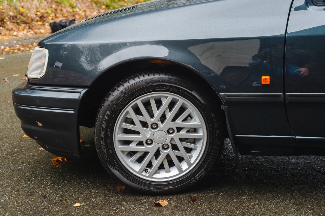 1990 Ford Sierra RS Cosworth - Image 23 of 31