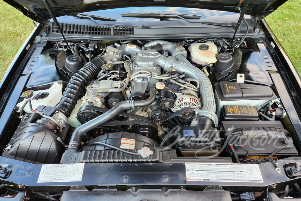 1990 Ford Thunderbird 10th Gen - Image 2 of 31