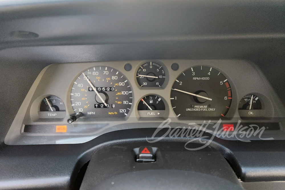 1990 Ford Thunderbird 10th Gen - Image 9 of 31