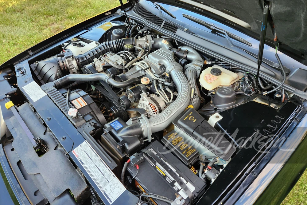 1990 Ford Thunderbird 10th Gen - Image 24 of 31
