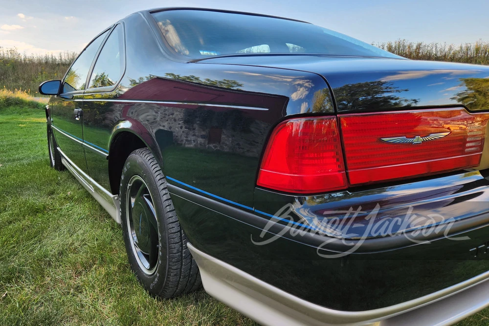 1990 Ford Thunderbird 10th Gen - Image 28 of 31