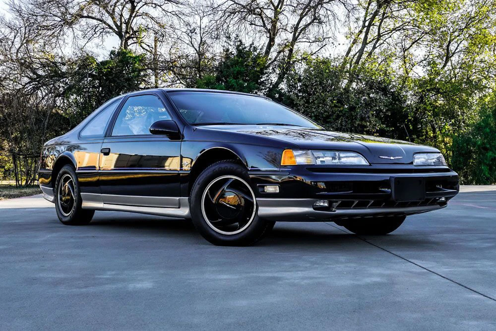 1990 Ford Thunderbird 10th Gen - Image 2 of 5