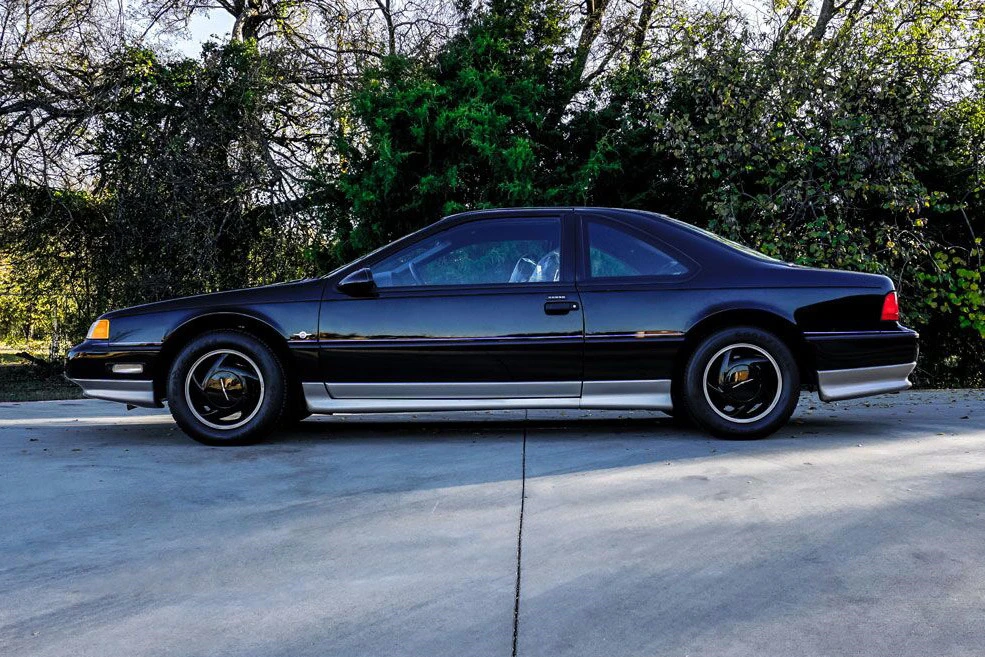 1990 Ford Thunderbird 10th Gen - Image 5 of 5