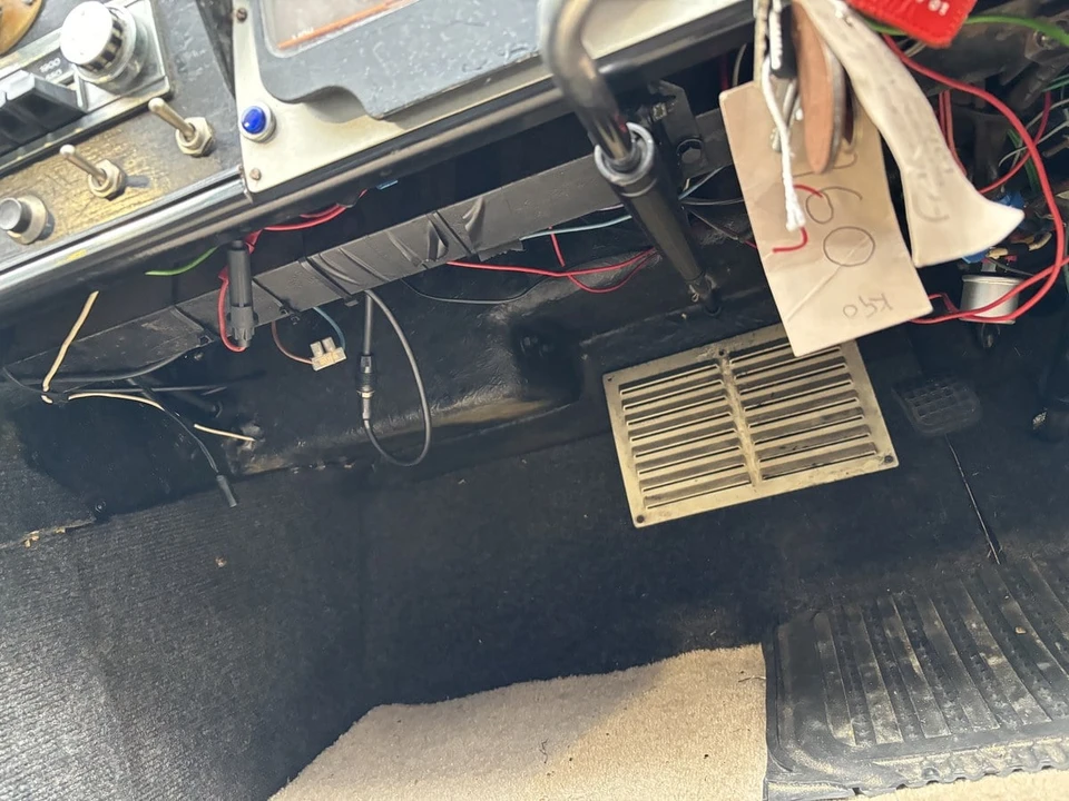 1990 Falcon - Image 26 of 30