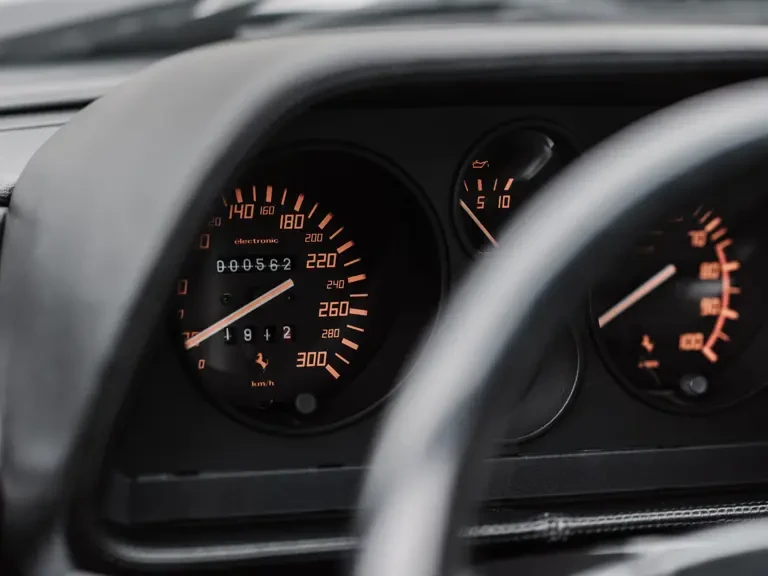 1990 Ferrari 348 tb - Image 13 of 31