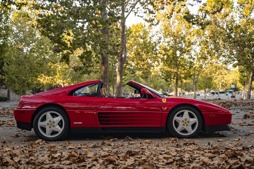 1990 Ferrari 348 ts - Image 10 of 31