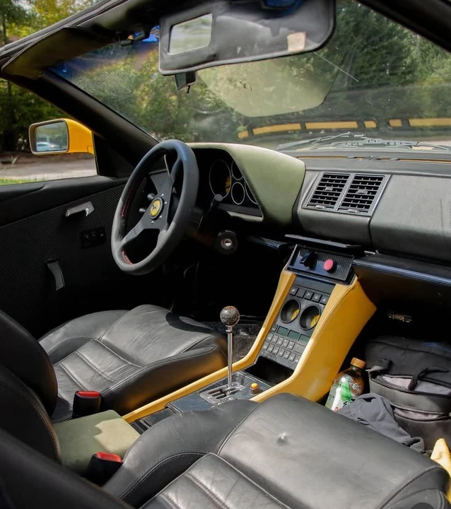 1990 Ferrari 348 ts - Image 8 of 11
