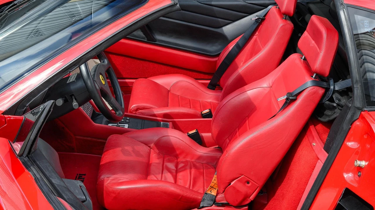 1990 Ferrari 348 ts - Image 14 of 31