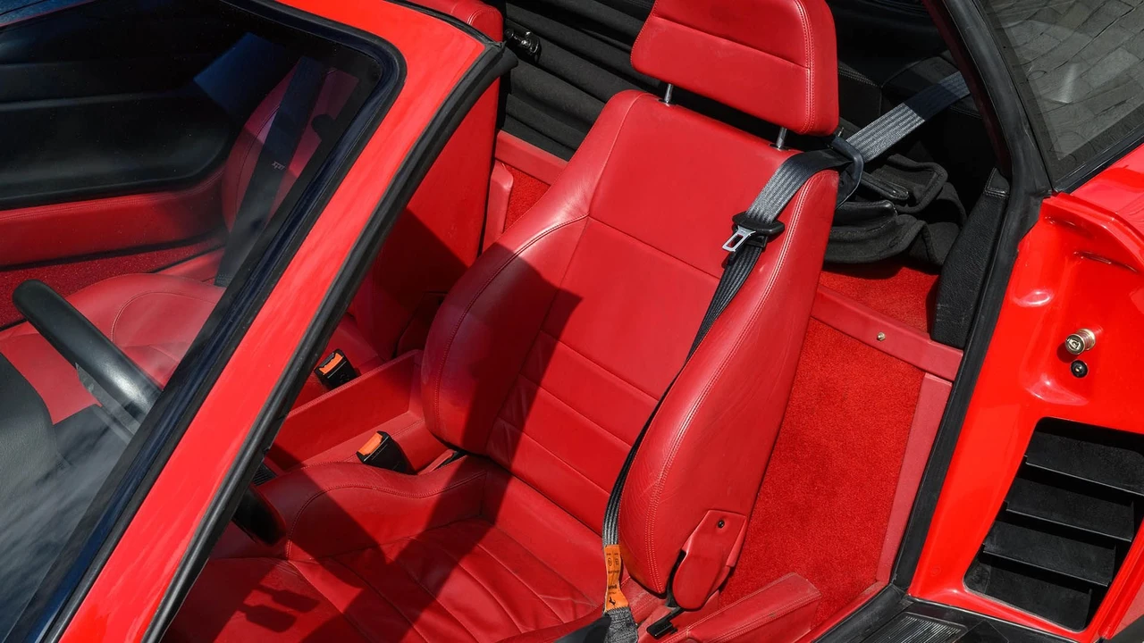1990 Ferrari 348 ts - Image 18 of 31