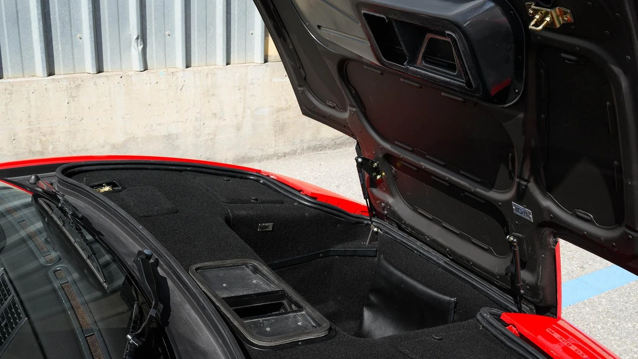 1990 Ferrari 348 ts - Image 27 of 31