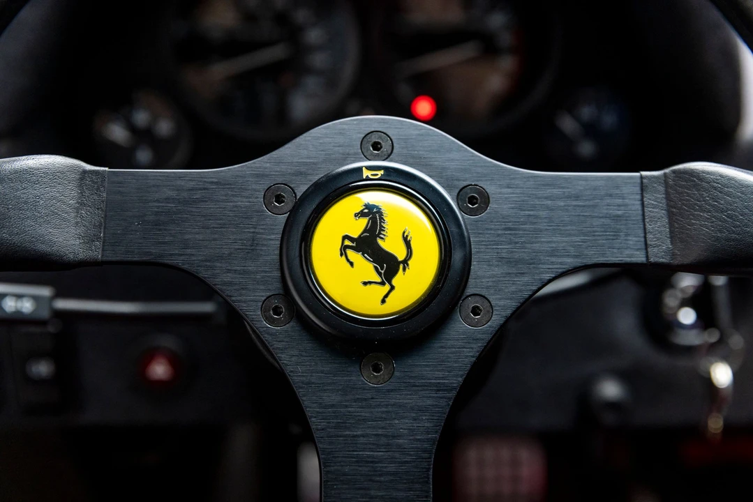 1990 Ferrari F40 - Image 16 of 31