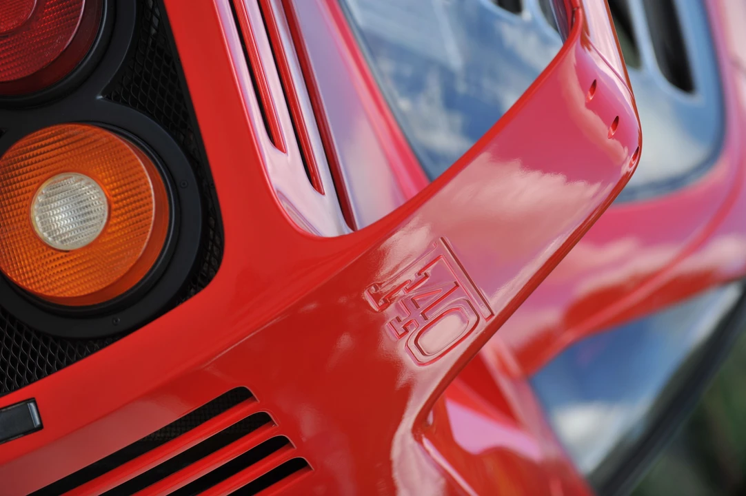 1990 Ferrari F40 - Image 7 of 13