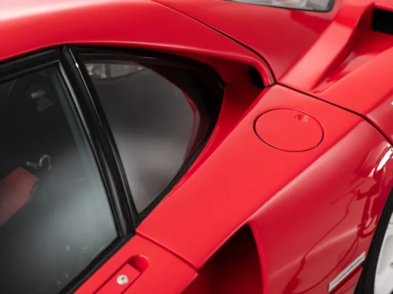 1990 Ferrari F40 - Image 22 of 31