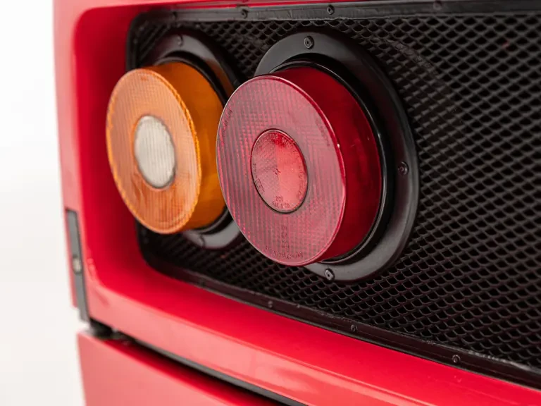 1990 Ferrari F40 - Image 19 of 31