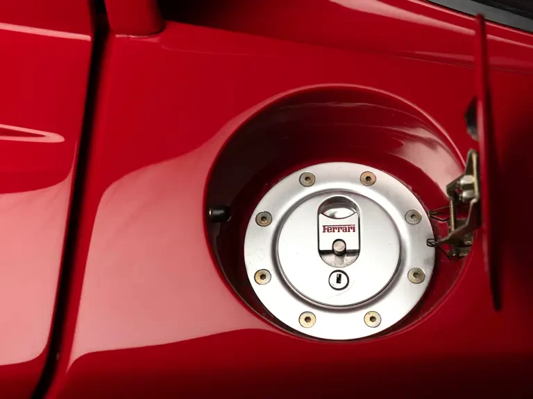 1990 Ferrari F40 - Image 28 of 31