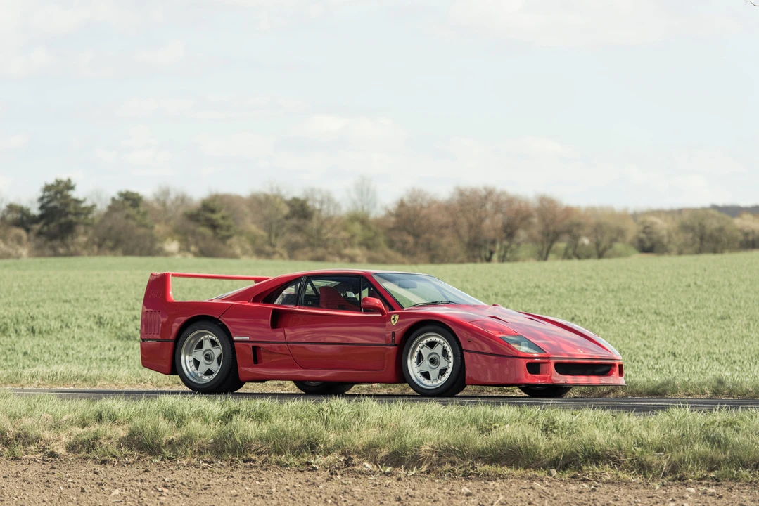 1990 Ferrari F40 - Image 9 of 31