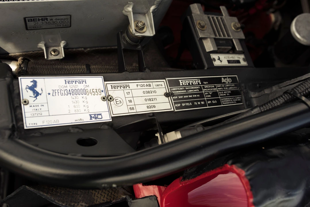 1990 Ferrari F40 - Image 17 of 31