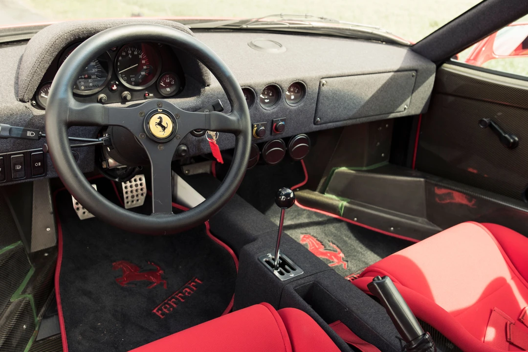 1990 Ferrari F40 - Image 29 of 31