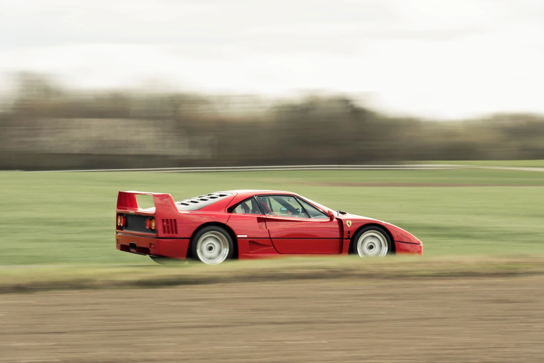 1990 Ferrari F40 - Image 8 of 31