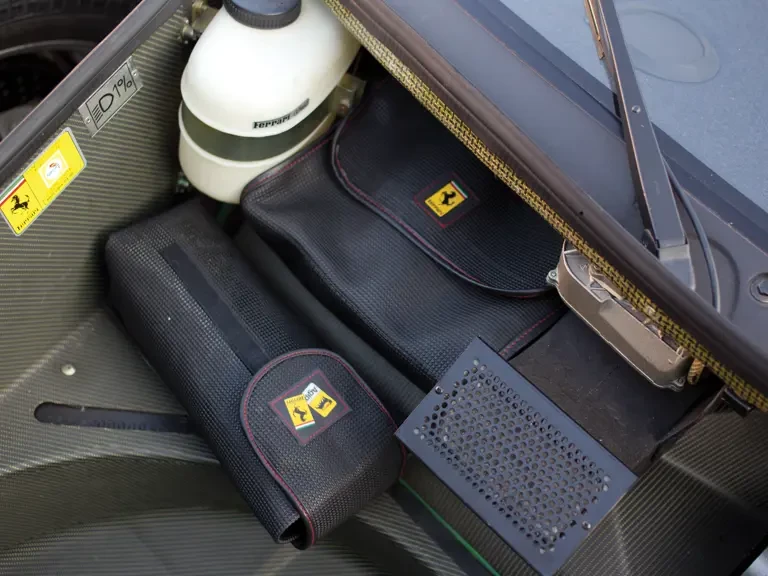 1990 Ferrari F40 - Image 27 of 30