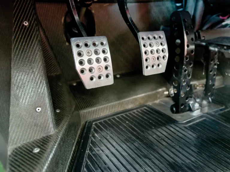 1990 Ferrari F40 - Image 22 of 23