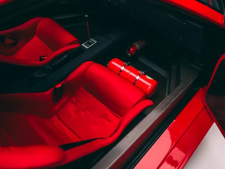 1990 Ferrari F40 - Image 29 of 31