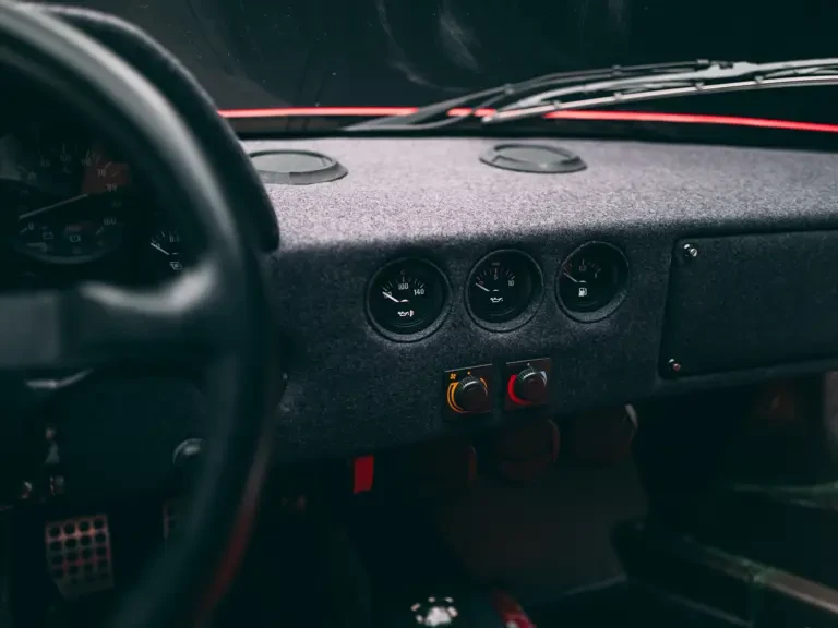 1990 Ferrari F40 - Image 28 of 31