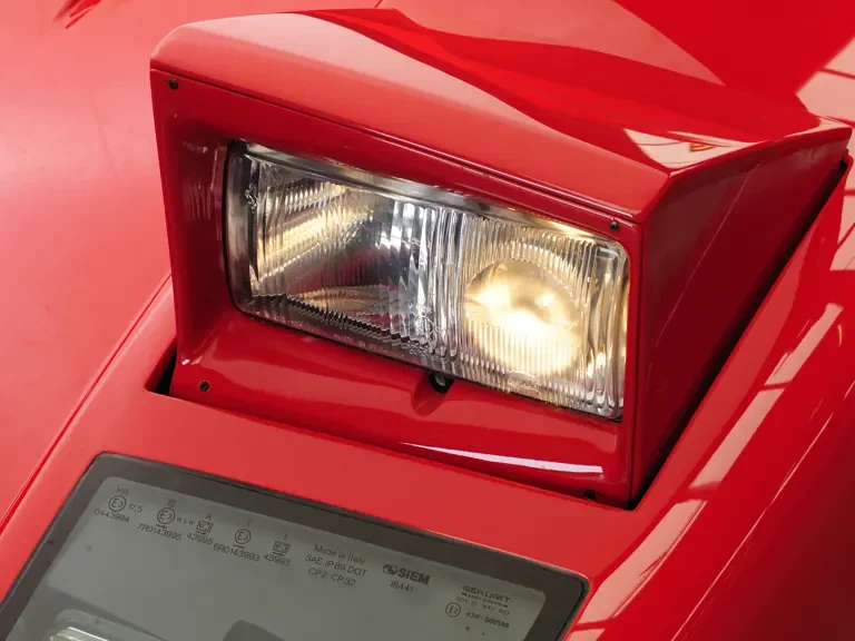 1990 Ferrari F40 - Image 10 of 21