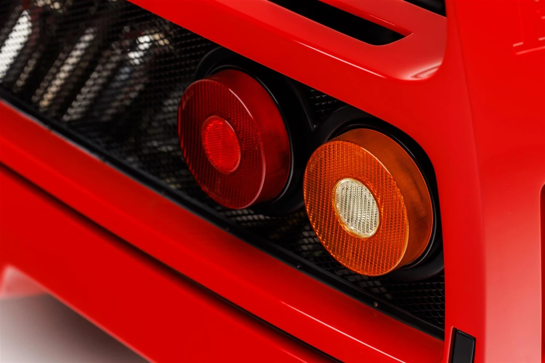 1990 Ferrari F40 - Image 28 of 31