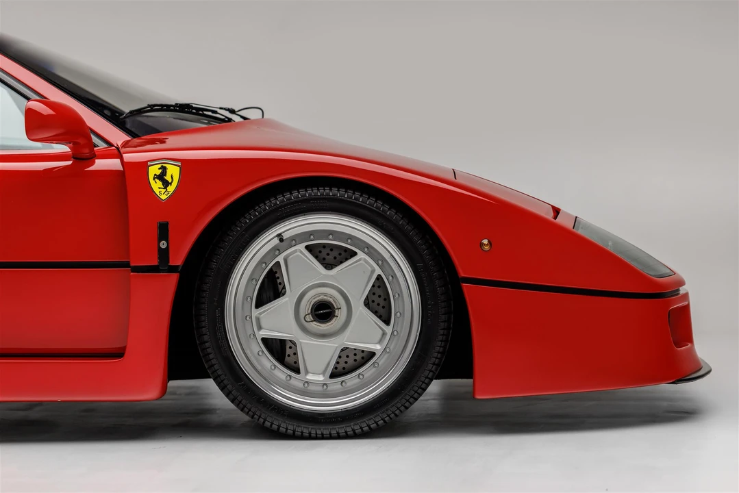 1990 Ferrari F40 - Image 27 of 31